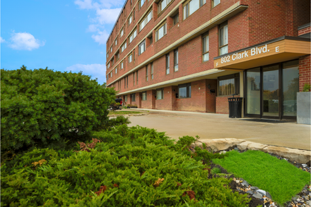 Clark Townhomes - Townhouse (2 bedroom) - Photo 4