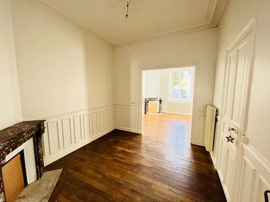 Location Maison 6 pièces 126m² - Photo 1
