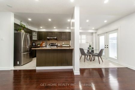 Detached Home For Lease | E9239530 - Photo 4