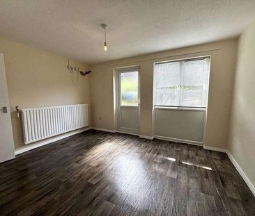 Pendleton, Ravensthorpe, PE3 - Photo 1