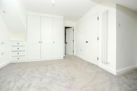 4 bedroom detached bungalow to rent - Photo 4