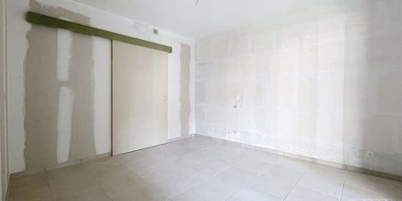 Serviceflat te huur in Hasselt voor € 800 met 1 slaapkamer - Foto 3