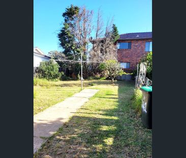 3 Bedroom Home in Prime Location - Photo 5