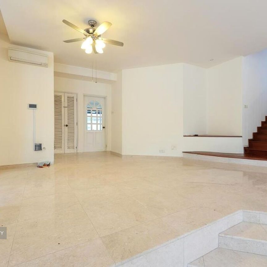 Yarwood Avenue (D21), Detached - For Rent - Photo 1