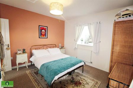 2 bedroom flat to rent - Photo 4