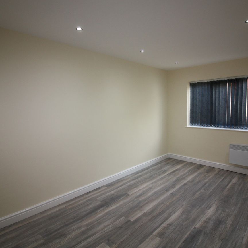 Jubilee House, Leeds, LS7 - Photo 1