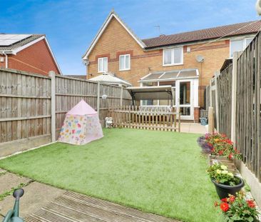 2 bedroom mews to rent - Photo 5