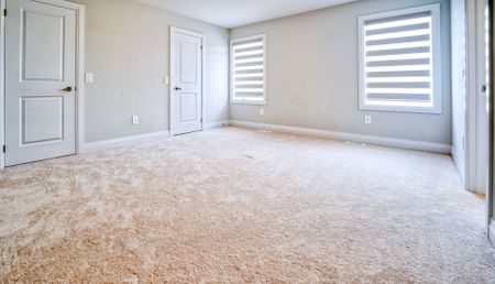 For Lease - 21 Corley Street, Kawartha Lakes, Ontario - Photo 4