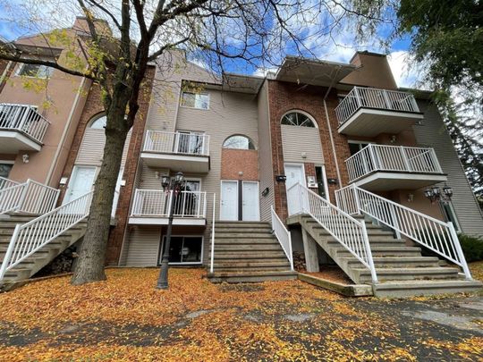 Appartement à louer - Gatineau (Hull) (Manoir des Trembles) Appartement à louer - Gatineau (Hull) (Manoir des Trembles) - Photo 1