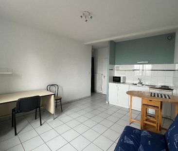 Location Appartement 1 pièce 22m² ST ETIENNE 42000 - Photo 3