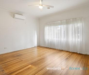 Good size family home. Entrance from Mark St! - Photo 6