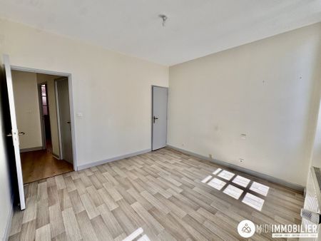 Location Appartement 4 pièces 82m² ALBI 81000 - Photo 5
