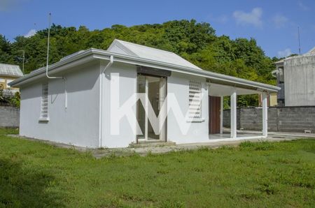 Maison LES ABYMES - Photo 4