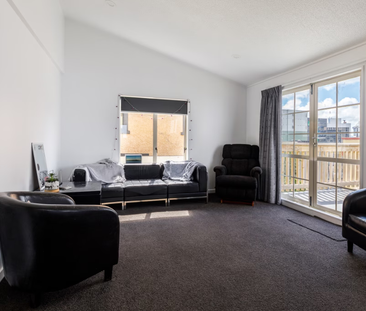 4B MacDonald Crescent, Te Aro - Photo 1