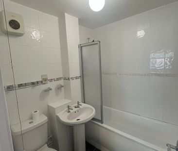 Flat 3 Maxwell Court, 4 Hill House Lane, Stetchford - Photo 5