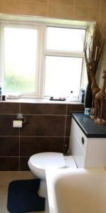 4 Bed Maisonette, St. Davids Close, HA9 - Photo 4