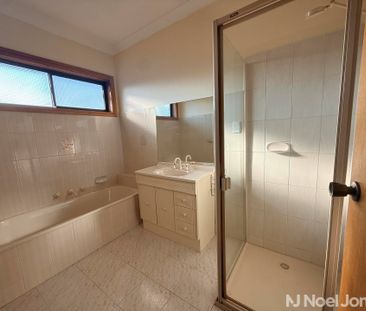 2/99 Thompsons Road, BULLEEN - Photo 6