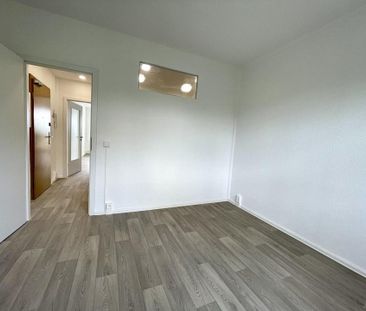 Super schicke 2-Raumwohnung mit traumhaftem Ausblick u. modernem Bad - Foto 4