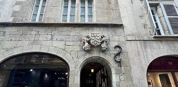 Appartement 1,5 pièces au cœur de la Vieille-Ville de Genève. - Foto 2