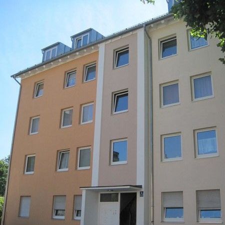 Renovierte Erdgeschoss-Wohnung mit Terrasse! - Photo 1