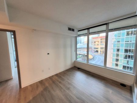 For Lease - 1 Concord Cityplace Way Unit# 703, Toronto, Ontario - Photo 5
