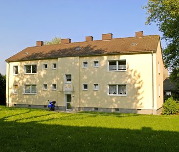 Schöne helle Wohnung mit Blick ins Grüne! - Photo 1