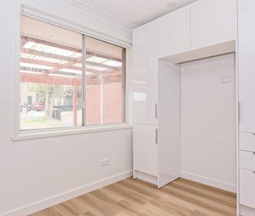 Recently Renovated Home in a Quiet Court Location - Photo 4