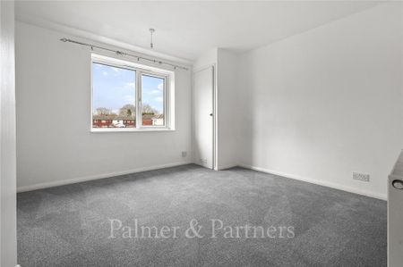 3 bedroom end of terrace house to rent - Photo 5