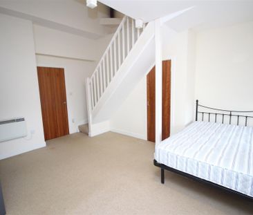 2 bedroom Student Duplex to rent in Waterloo House, Thornton Street... - Photo 6