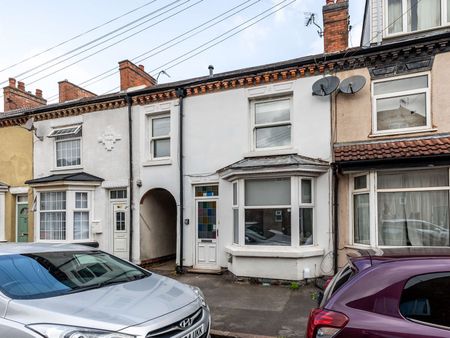 🏡 A Hidden Gem in Hinckley – Your New Home Base Awaits! - Photo 4