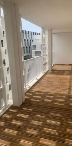 Location appartement 3 pièces - 65.8m² à La rochelle (17000) - Photo 1