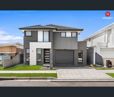 35 Southern Cross Drive, Middleton Grange, NSW 2171 - Photo 5