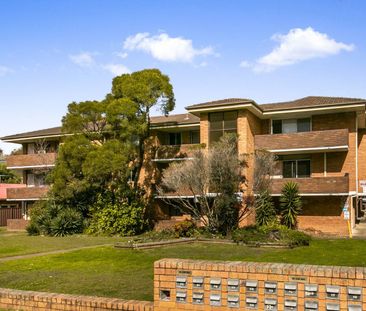 First Floor Two Bedroom Unit in the Heart of Merrylands - Photo 4
