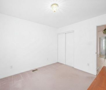 For Lease - 6121 Maple Gate Circle, Mississauga, Ontario - Photo 2