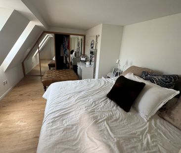 Spacious 4.5-Room Apartment with Balcony in Zürich 8006 - Photo 5
