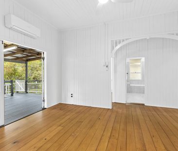 Charm and Character - Photo 2