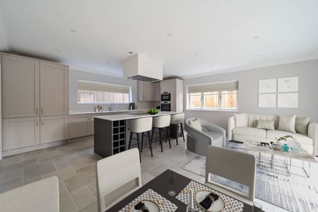 5 bedroom detached house to rent - Photo 3