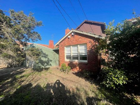 3 Bedroom House - Photo 2