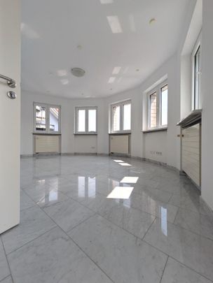 Elegantes Wohnen im Grünen: 4 Zimmer, 157 qm, zwei Balkone, optionale Gartennutzung - Photo 1