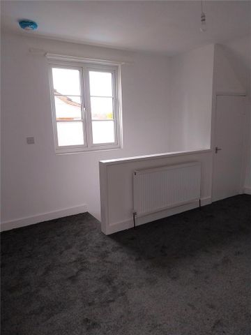 1 bedroom terraced house to rent - Photo 2