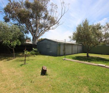 1 Caton Avenue, Coburg, VIC 3058 - Photo 2