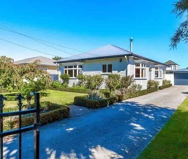 Beautiful Family Home - Photo 3