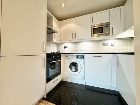 Tower Point, Enfield, EN2 - Photo 4