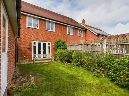 Jermyn Way, Tharston, NR15 - Photo 4