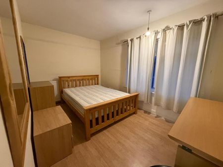 4 bedroom terraced house to rent - Photo 4