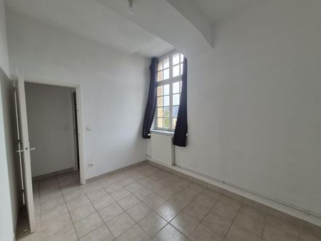Location Appartement 2 pièces 61m² ST OMER 62500 - Photo 2