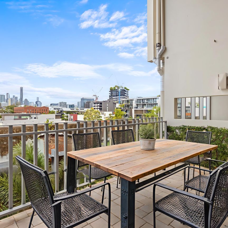 616/8 Skyring Terrace, Teneriffe QLD 4005 - Apartment For Rent | Domain - Photo 1