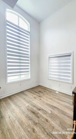 For Lease - 92 Lyall Stokes Circle, East Gwillimbury, Ontario - Photo 4