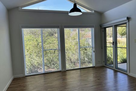 Expansive 4 Bedroom Home in Keswick Estate - Photo 3