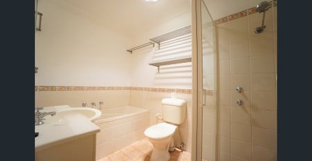 Modern 3 Bedroom villa in Prime Location! - Photo 5